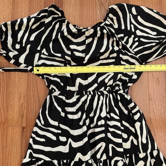 Oliphant Dress Tan And Black With Belt Stretch Waist - Picture 5 of 8